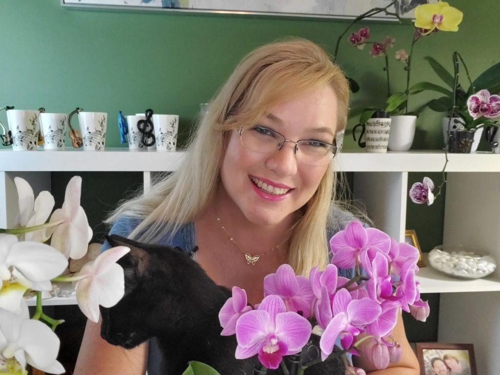 Amanda Matthews at Orchideria